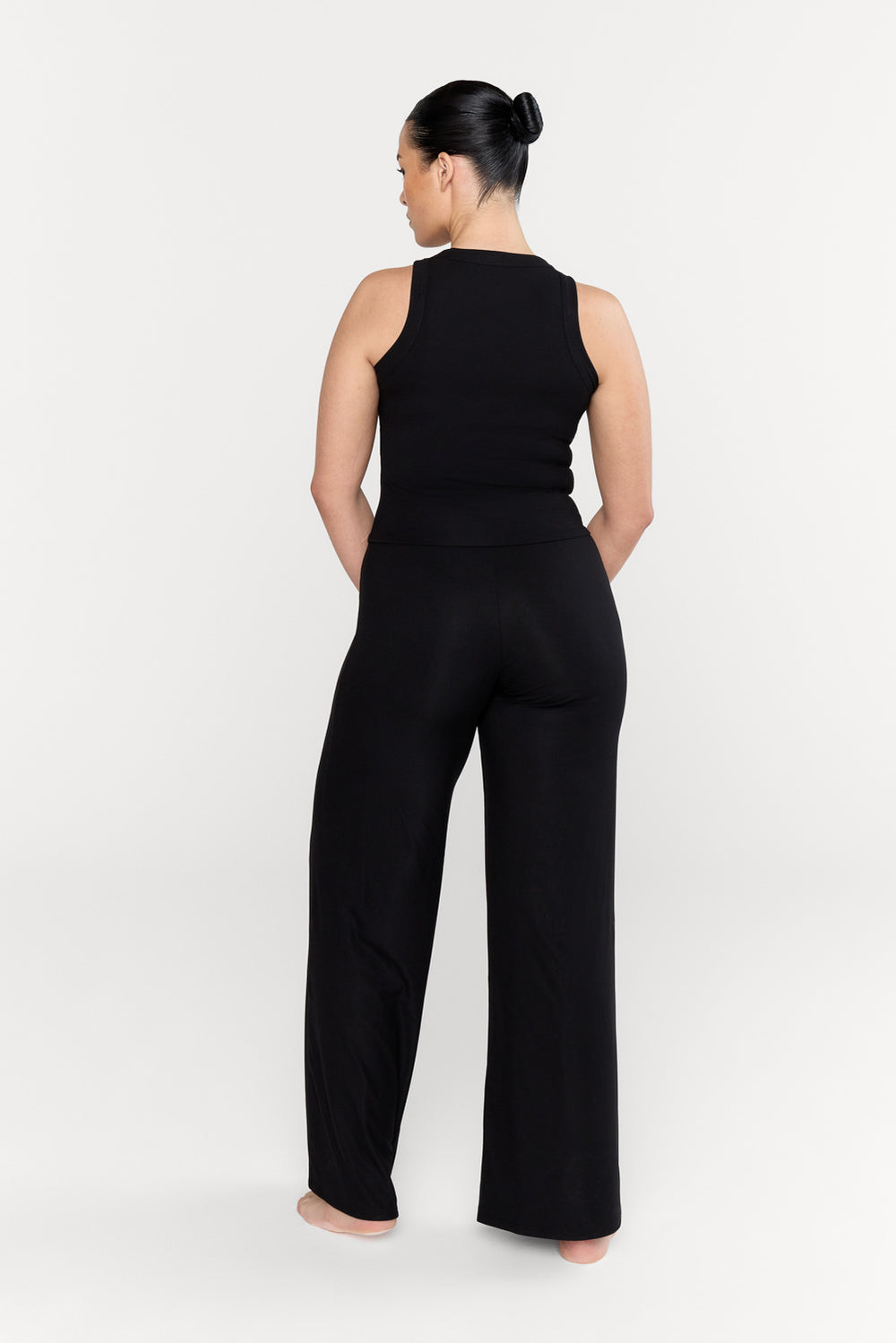 365 Sculpting Lounge Racer Tank - Shadow Black