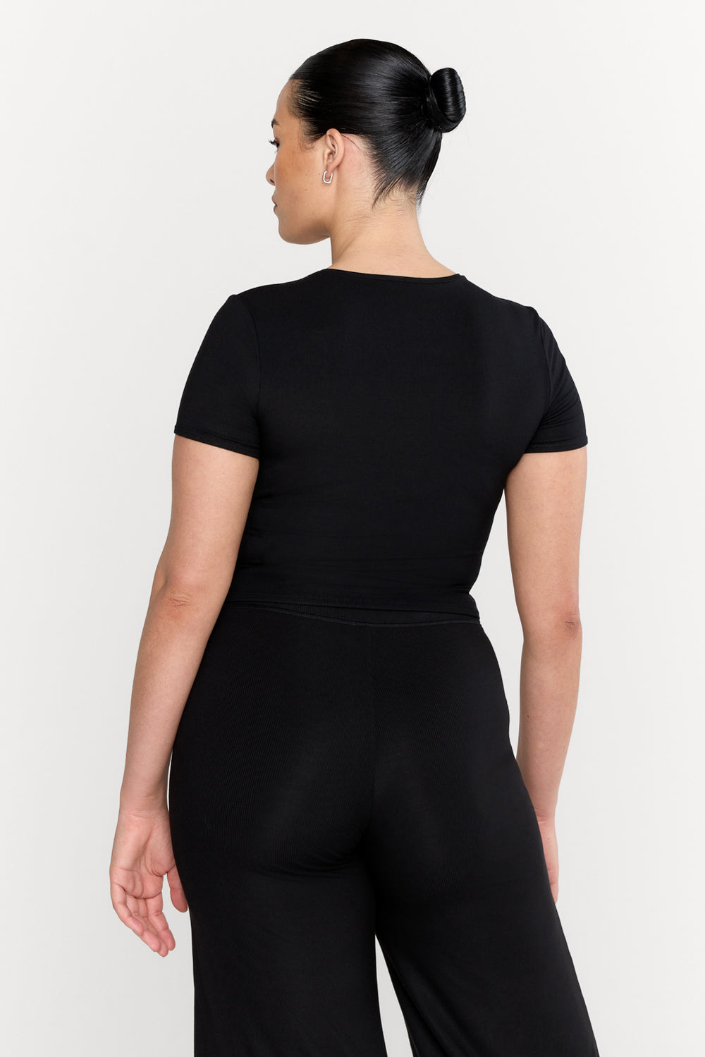 365 Sculpting Lounge Short Sleeve T-Shirt - Shadow Black