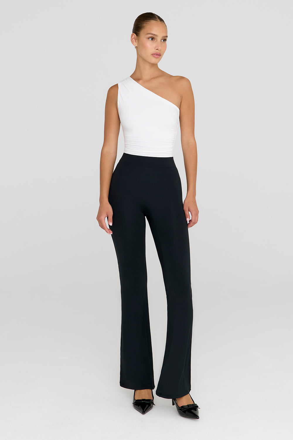 365 Flared Trousers - Shadow Black