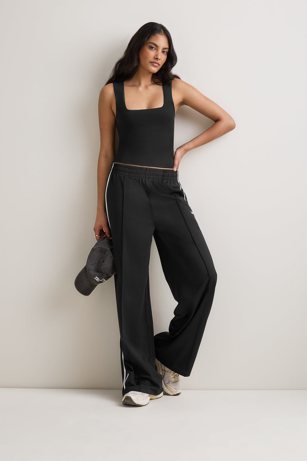 365 Square Neck Vest - Shadow Black