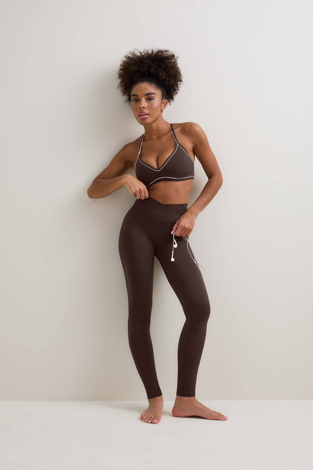DayFlex Contrast Sweetheart Sports Bra - Chestnut Brown