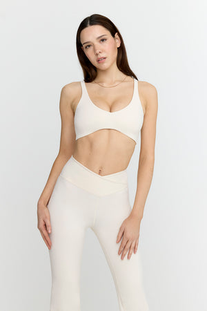 DAYFLEX PUSH-UP SPORTS BRA - MILK