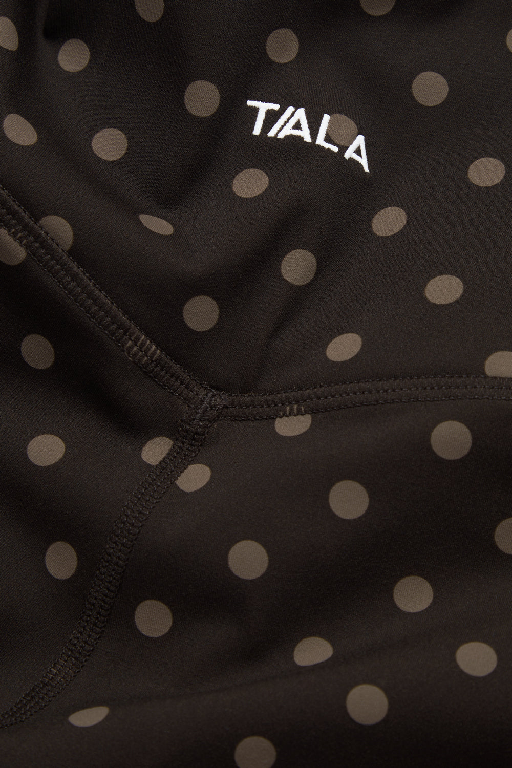 DayFlex Wrap Cycling Shorts - Americano Polka Dot