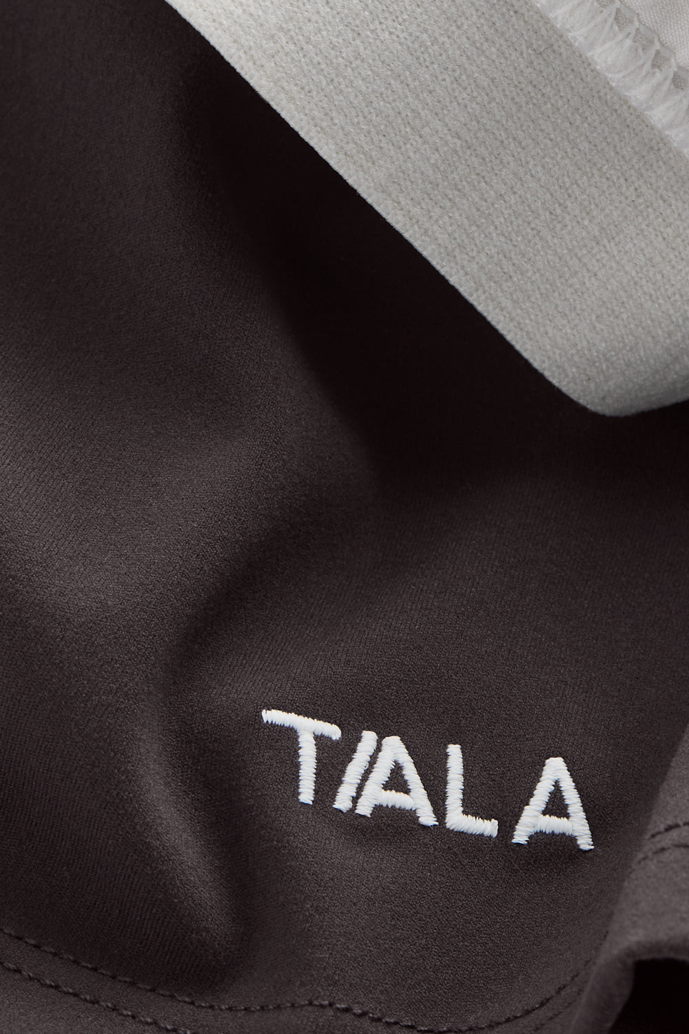 DayFlex Double Layer Vest - Cool Espresso / Ivory