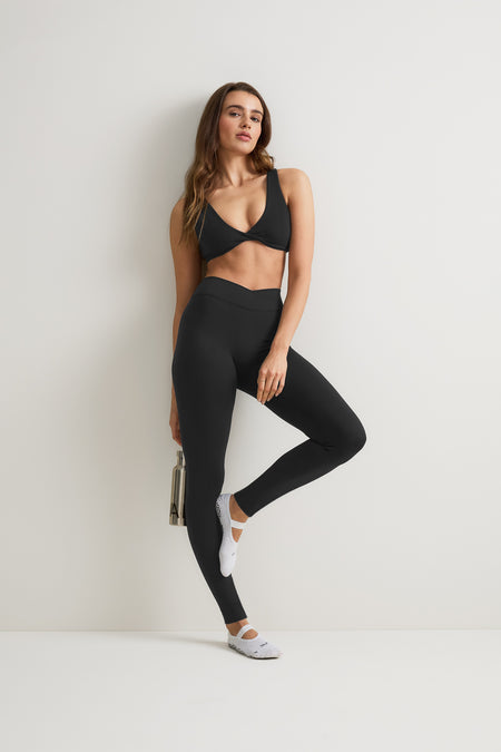 DayFlex Twist Front Sports Bra - Shadow Black