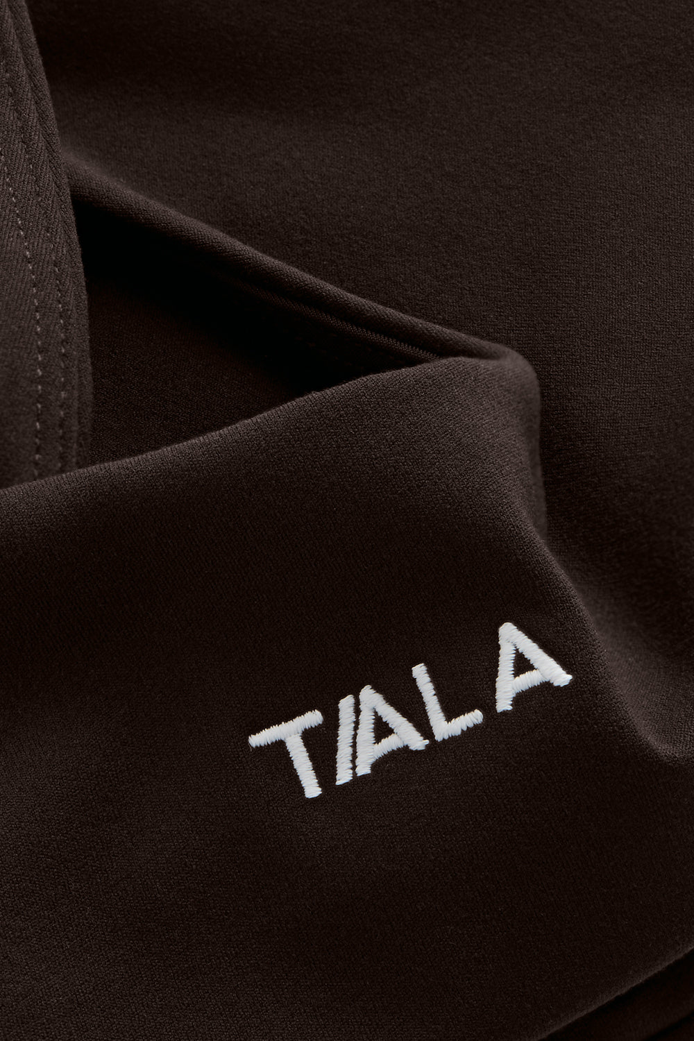 DayFlex Twist Front Sports Bra - Americano