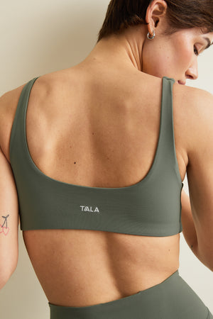 DayFlex Twist Front Sports Bra - Light Moss