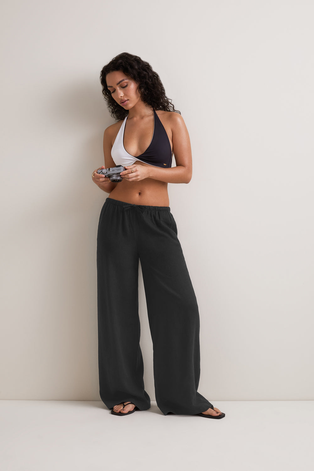 Soft Linen Drawstring Trouser - Shadow Black
