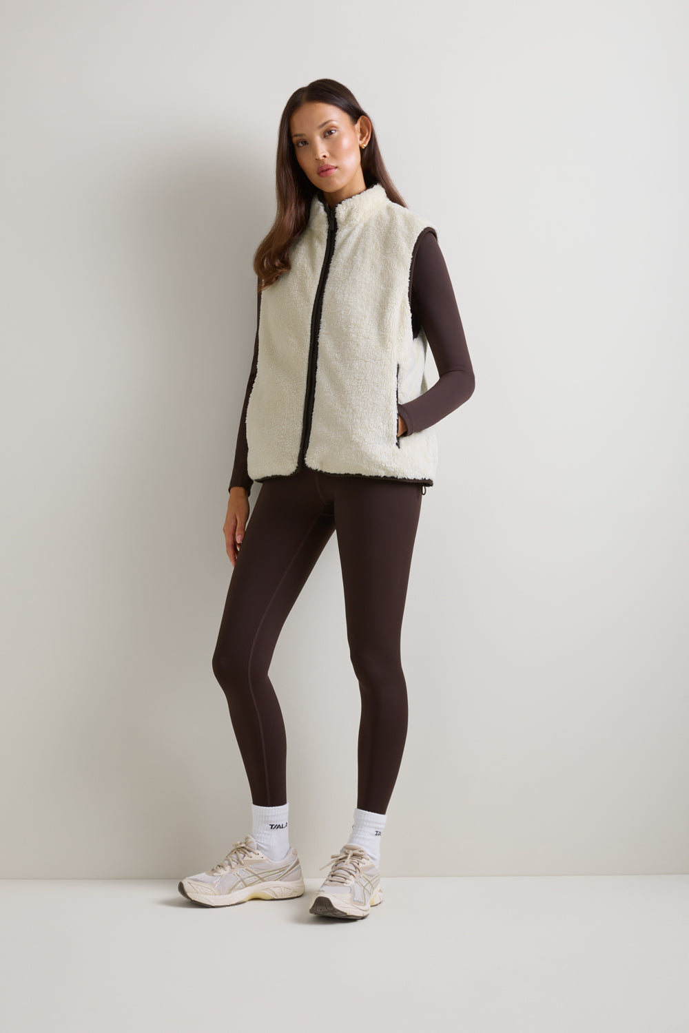 Reversible Fleece Gilet - Ivory & Black