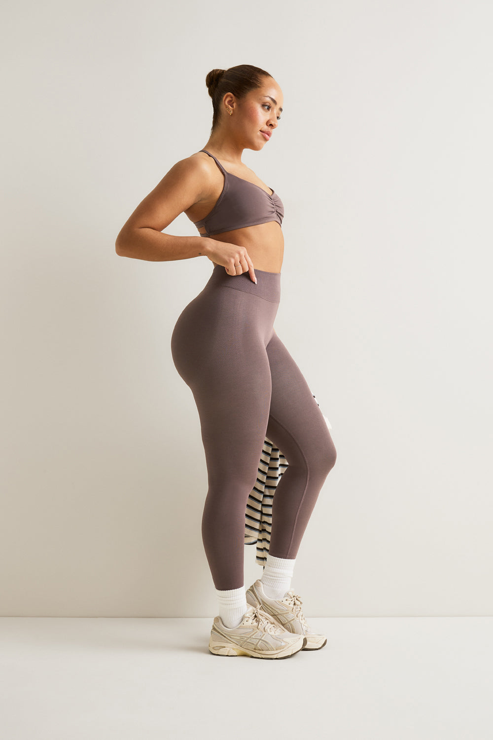 Sculpt Seamless UltraSculpt Legging - Dark Truffle