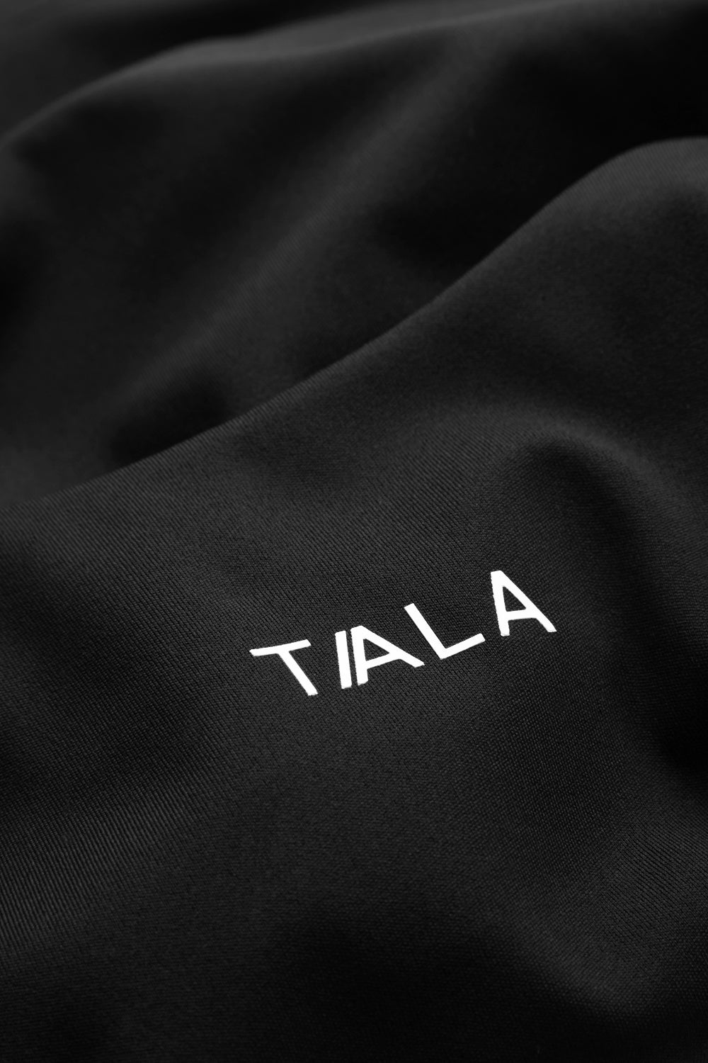 SkinLuxe Longline Sports Bra - Shadow Black