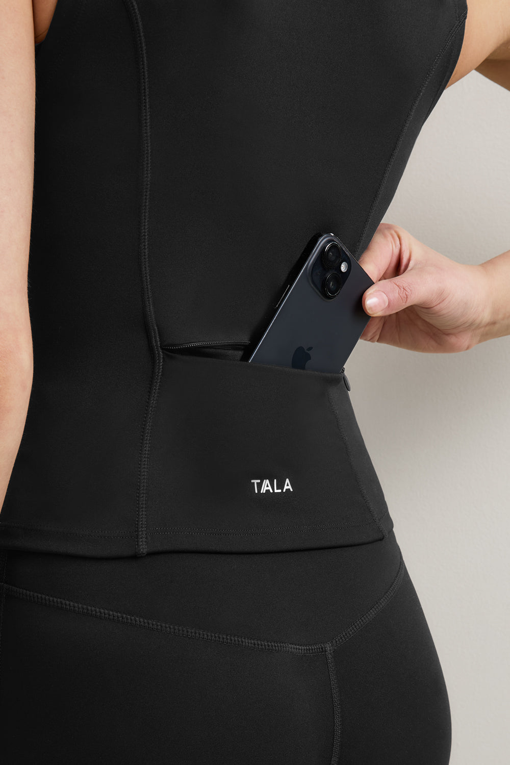 SkinLuxe Sleeveless Zip Through Running Top - Shadow Black