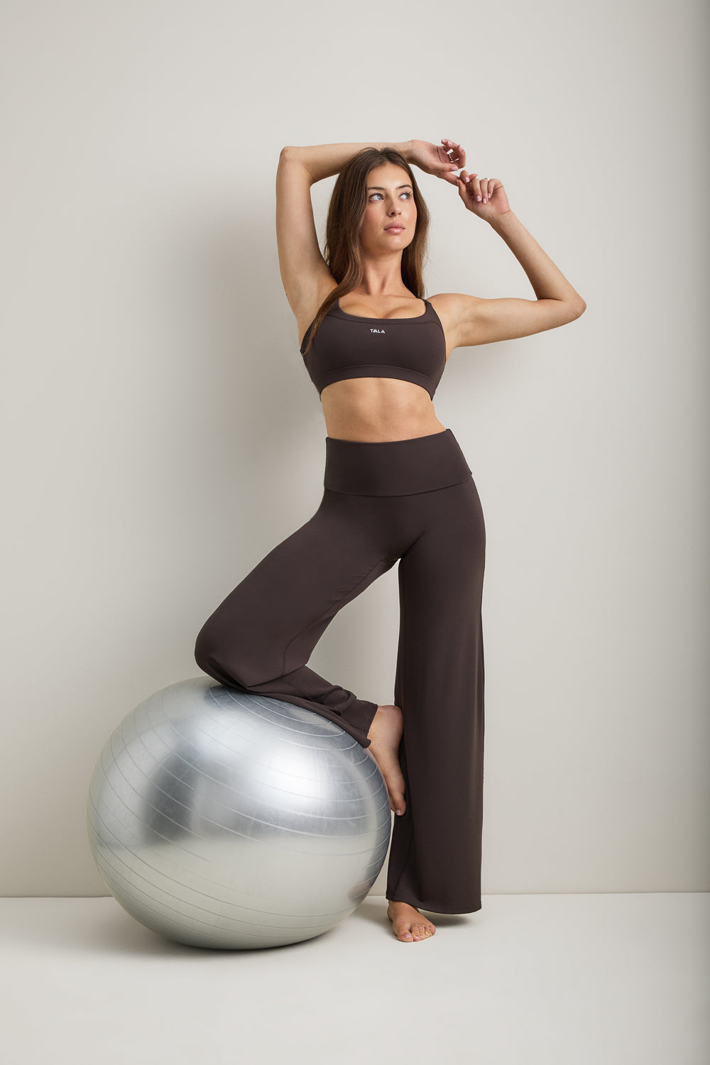 SoftSet Cross Back Sports Bra - Americano
