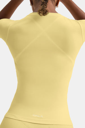 Sculpt Seamless Active T-Shirt - Butter Yellow