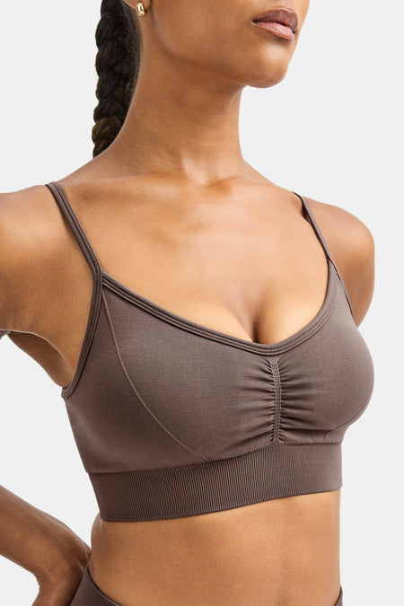 Sculpt Seamless Ruched Sports Bra - Dark Truffle