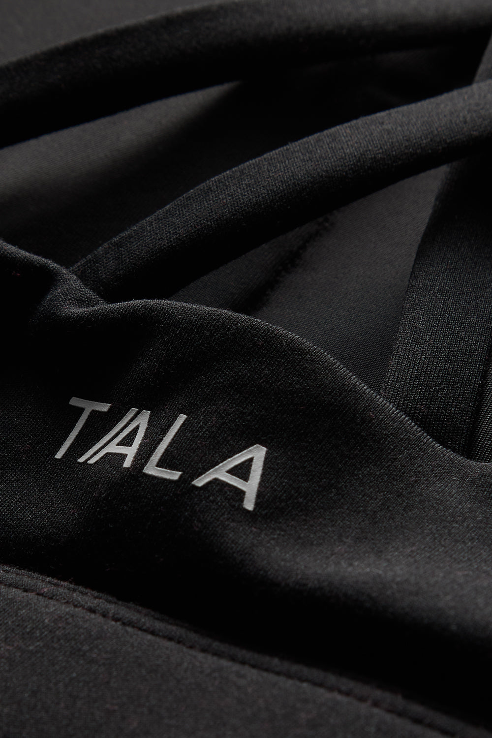 SkinLuxe Tank Sports Bra - Shadow Black