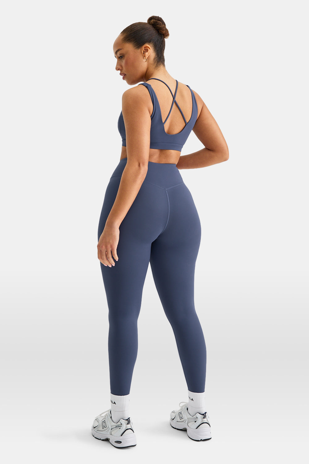 SkinLuxe Contour Scoop Back Sports Bra - Vintage Blue