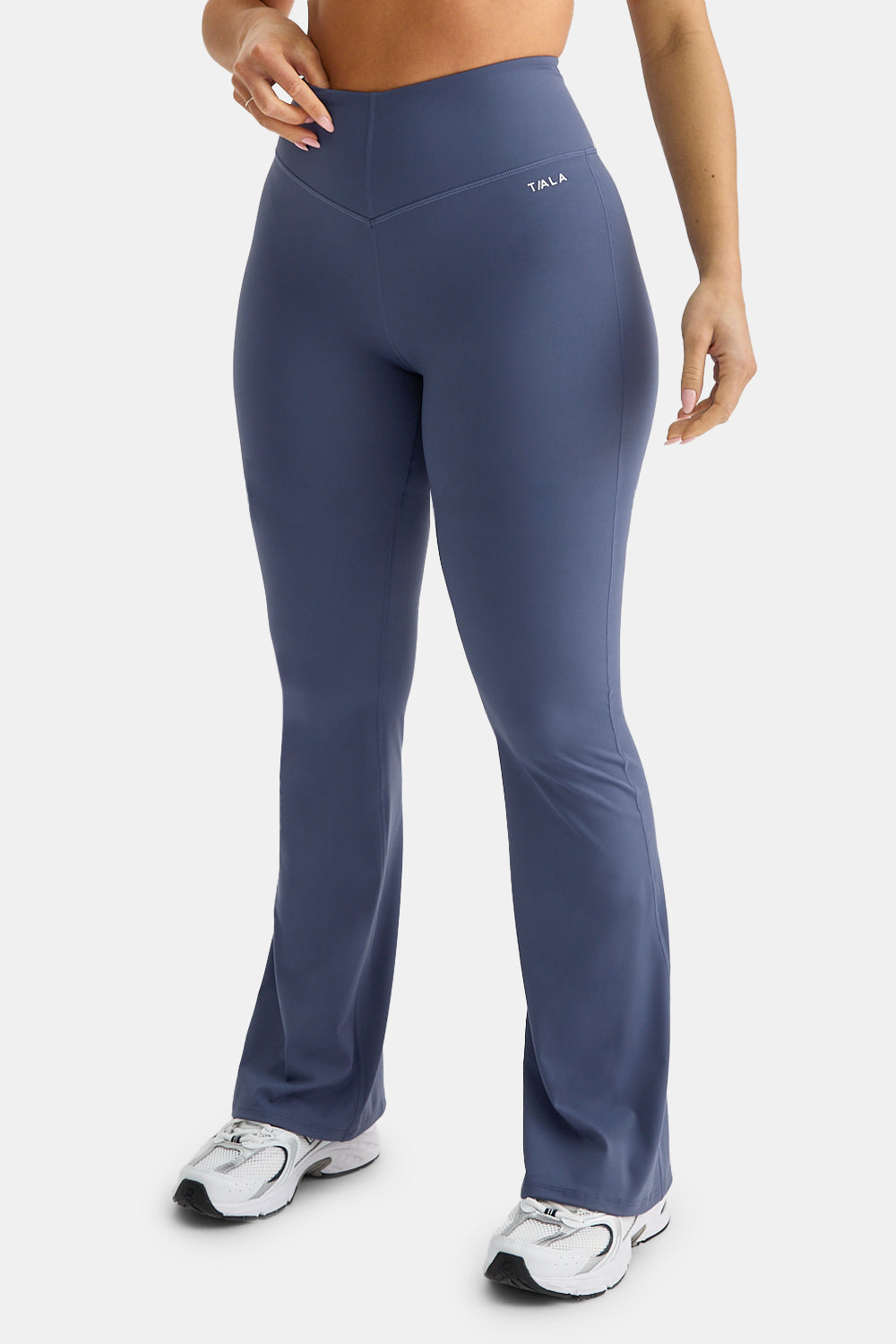 SkinLuxe V-Waist Flared Legging - Vintage Blue