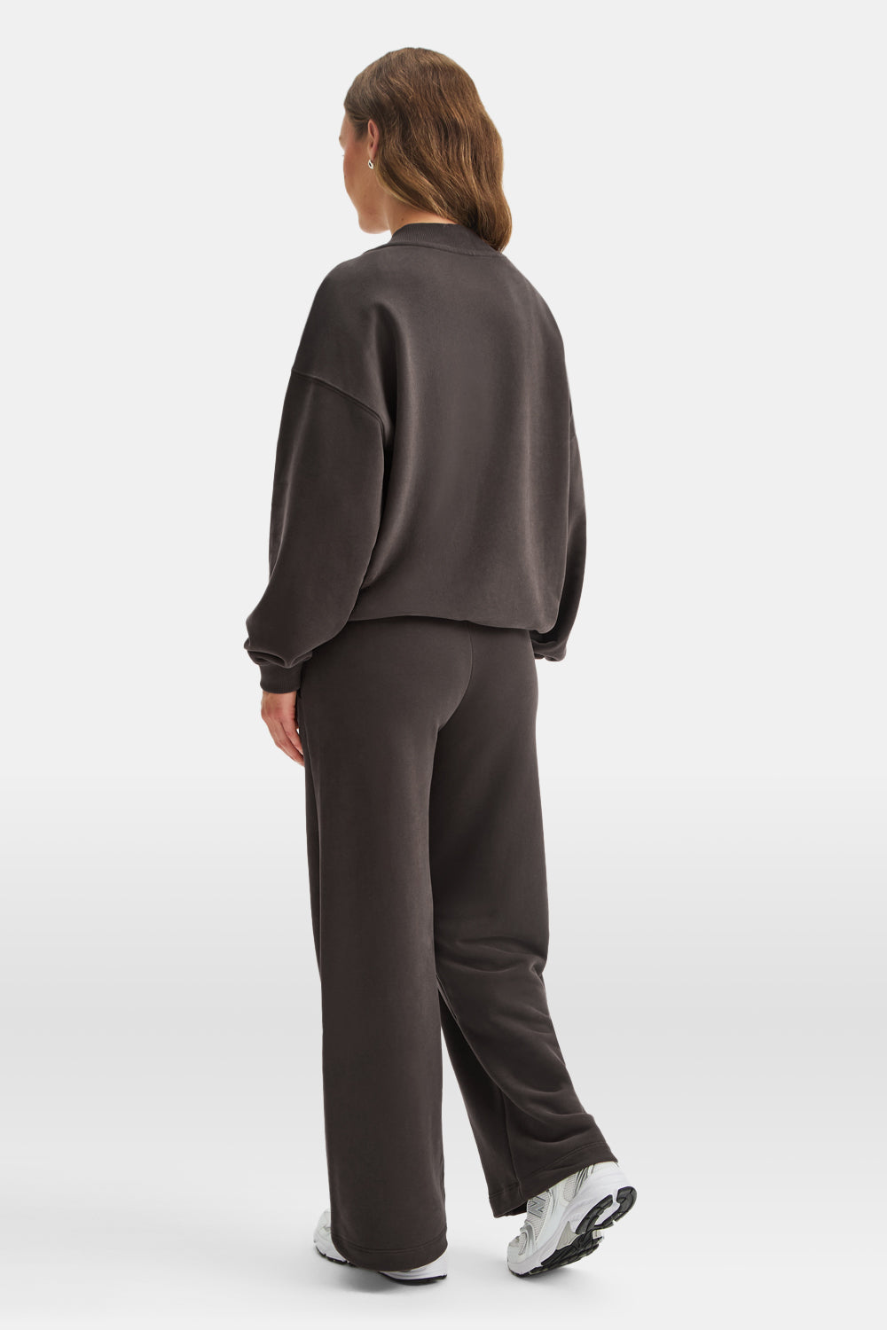 Pintuck Wide Leg Jogger - Deep Taupe