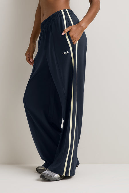 Contrast Stripe Jogger - Midnight Navy