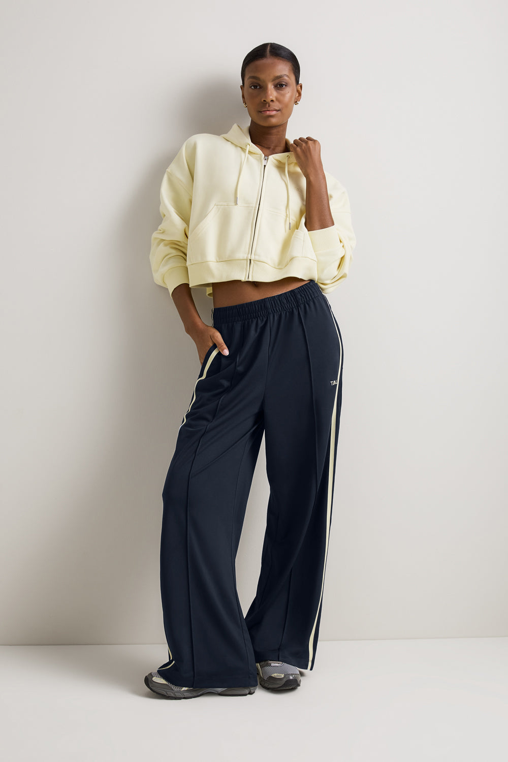 Contrast Stripe Jogger - Midnight Navy