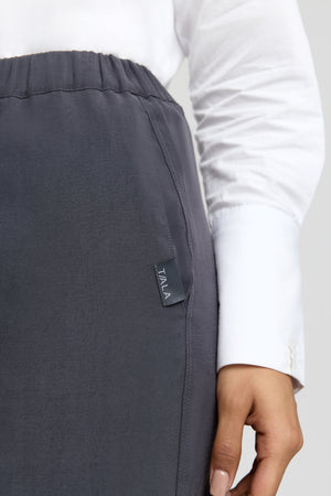 The Essential Soft Tailoring Wide Leg Trouser - Graphite