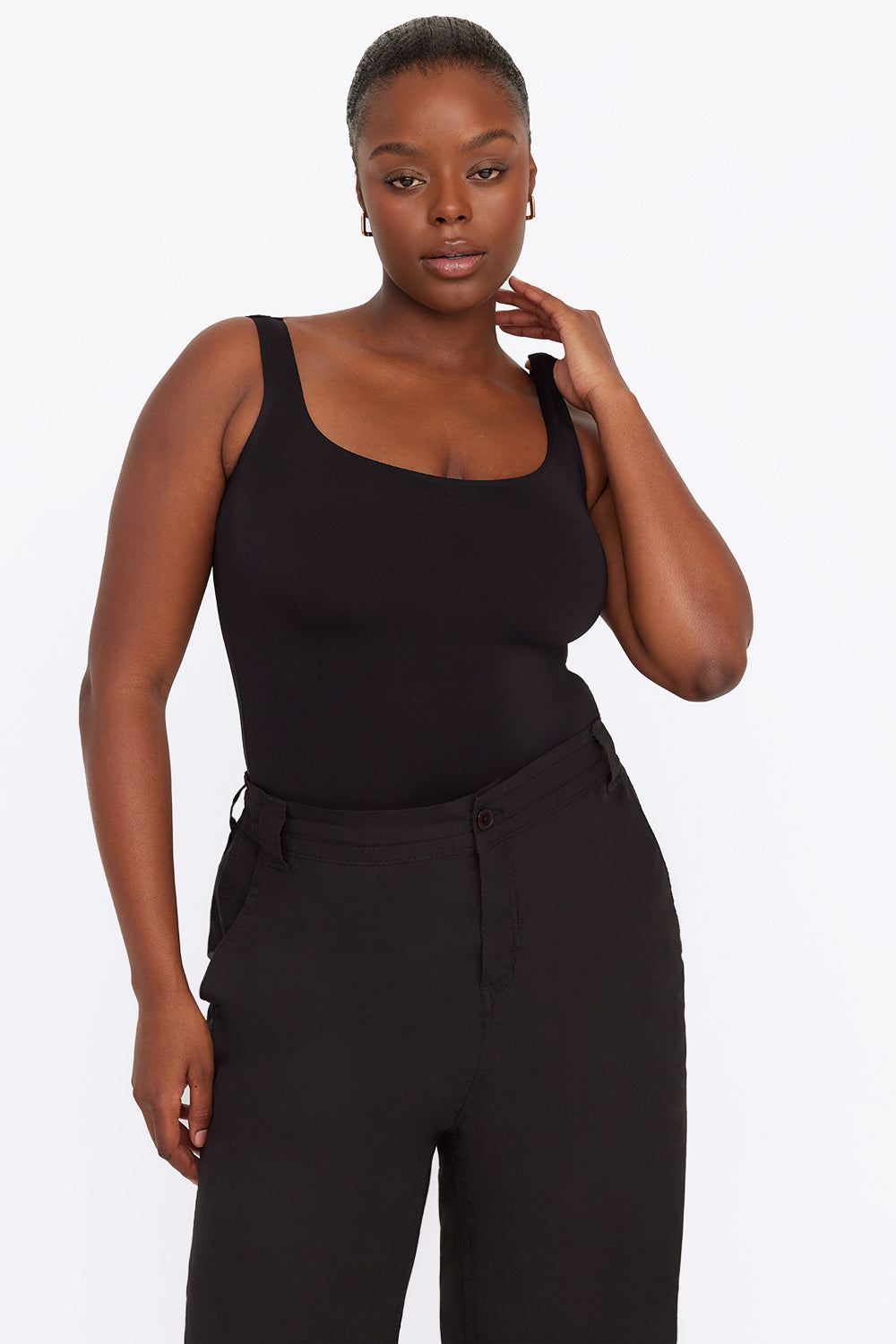 365 SECOND SKIN SCOOP NECK BODYSUIT - SHADOW BLACK – TALA