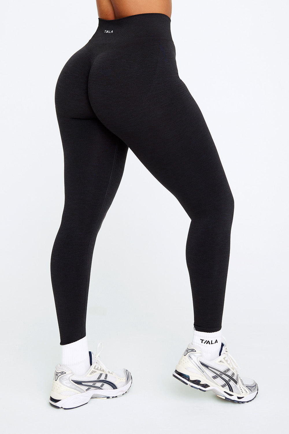 Signature Scrunch 7/8 Leggings - Coffee - Muscle Nation