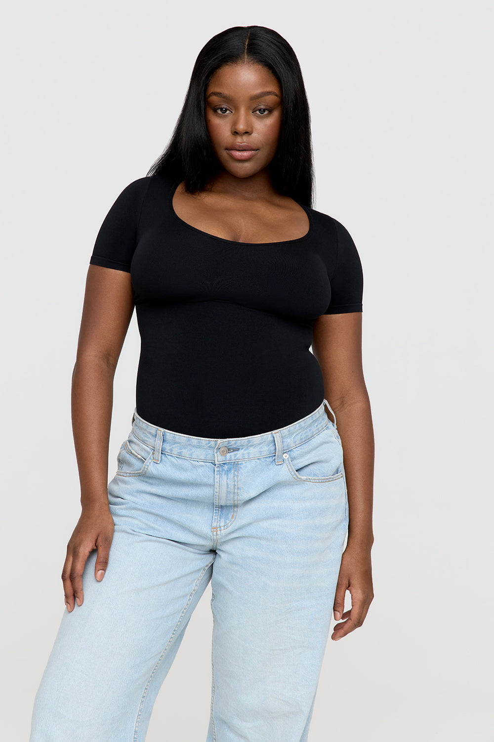 365 CONTOUR SHORT SLEEVE SHAPING BODYSUIT - SHADOW BLACK – TALA