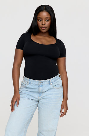 365 CONTOUR SHORT SLEEVE SHAPING BODYSUIT - SHADOW BLACK