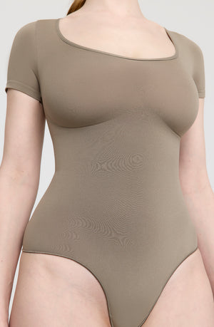 365 CONTOUR SHORT SLEEVE BODYSUIT - STONE KHAKI