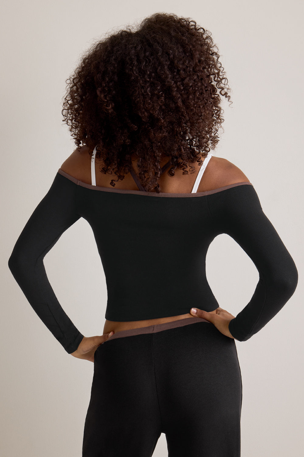 365 Rib Contrast Off  Shoulder Top - Black