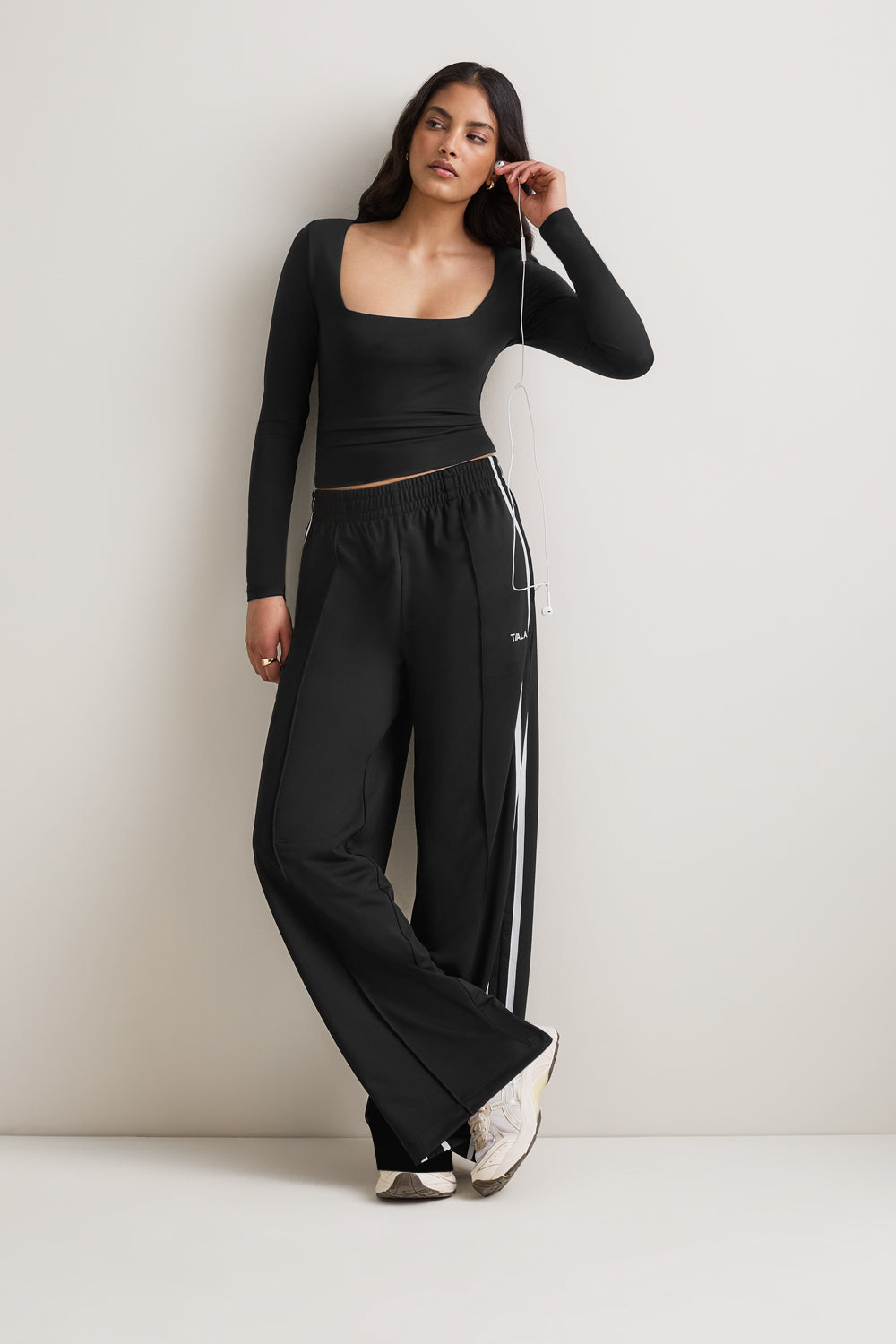 365 Square Neck Long Sleeve Top - Shadow Black