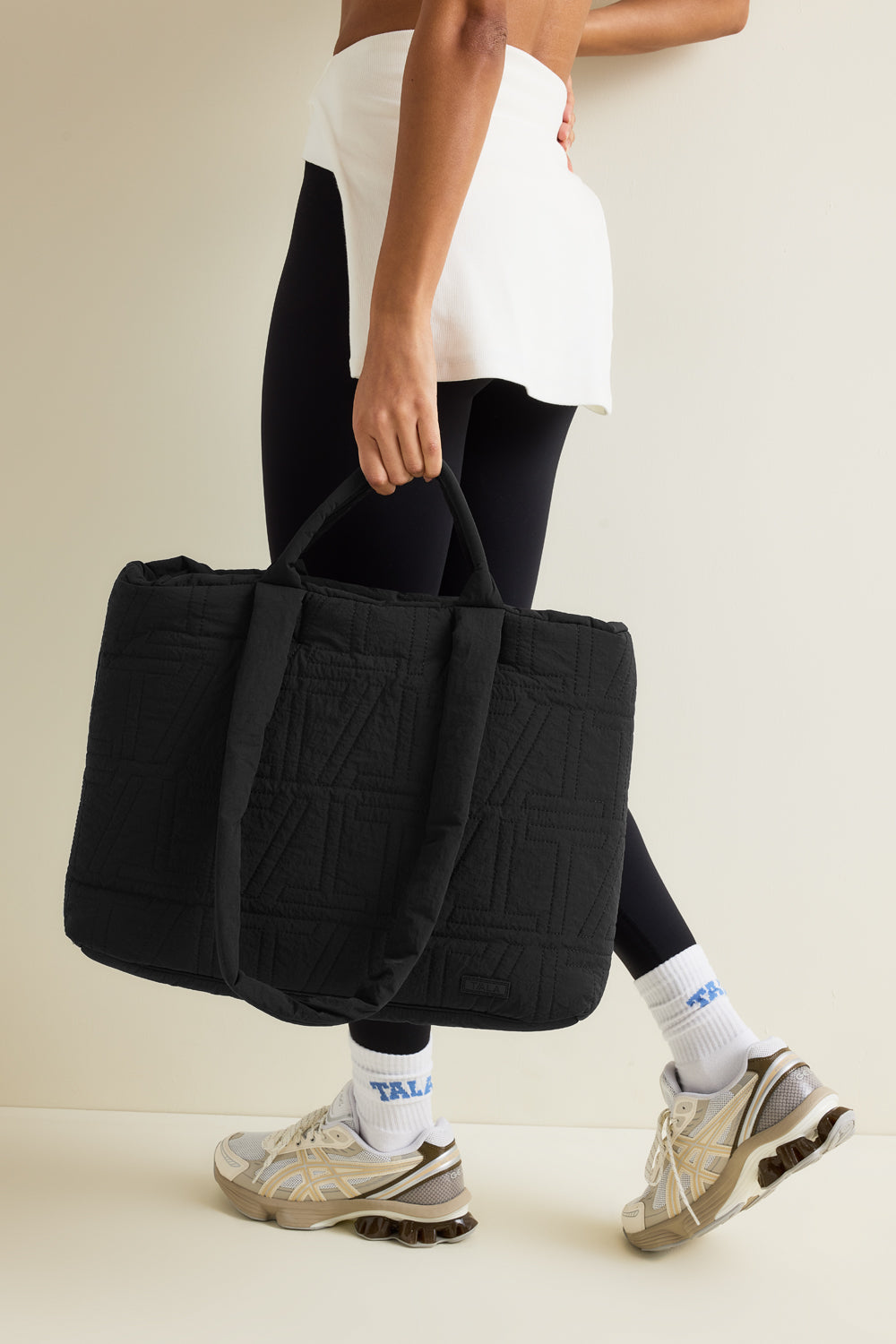 Essential Padded Tote Bag - Black