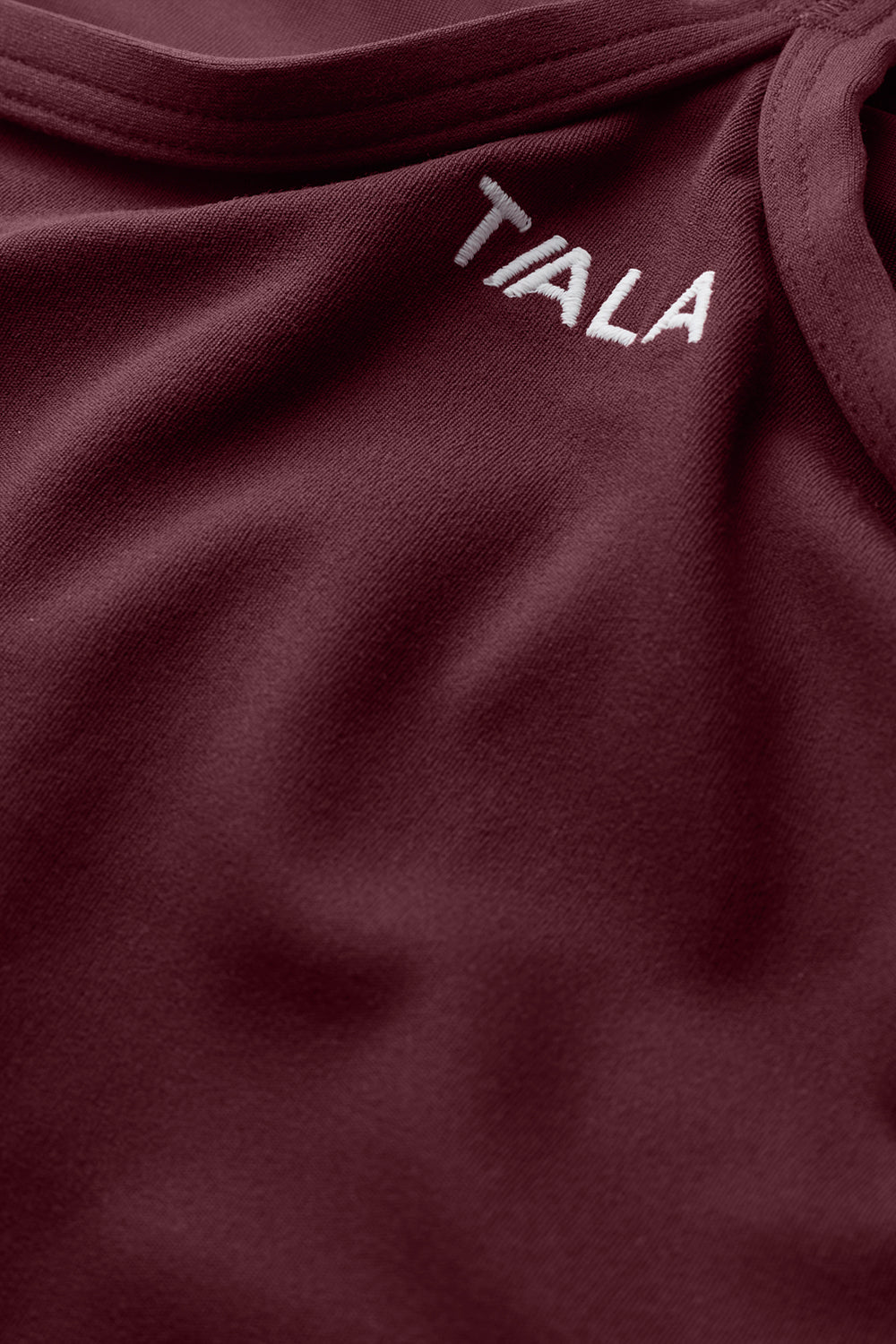 DayFlex Seamed Halter Sports Bra - Burgundy