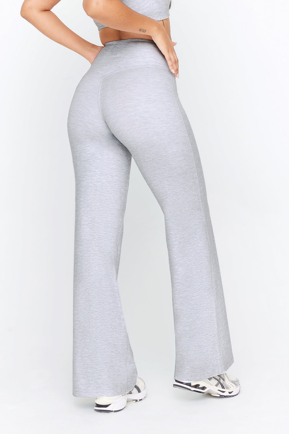 Member's Mark Ladies Everyday Flare Leg Yoga Pant - Sz XL - Gray