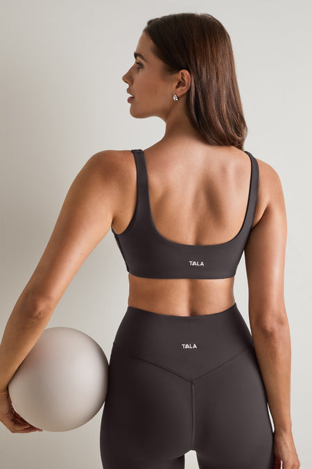 DayFlex Twist Front Sports Bra - Cool Espresso