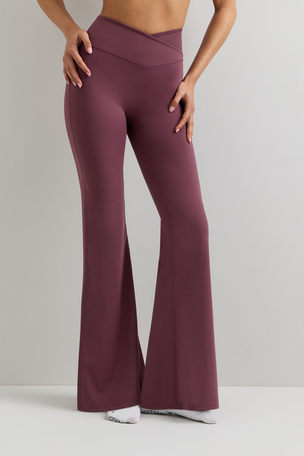 DayFlex Wrap Flared Yoga Pant No Front Seam - Light Fig