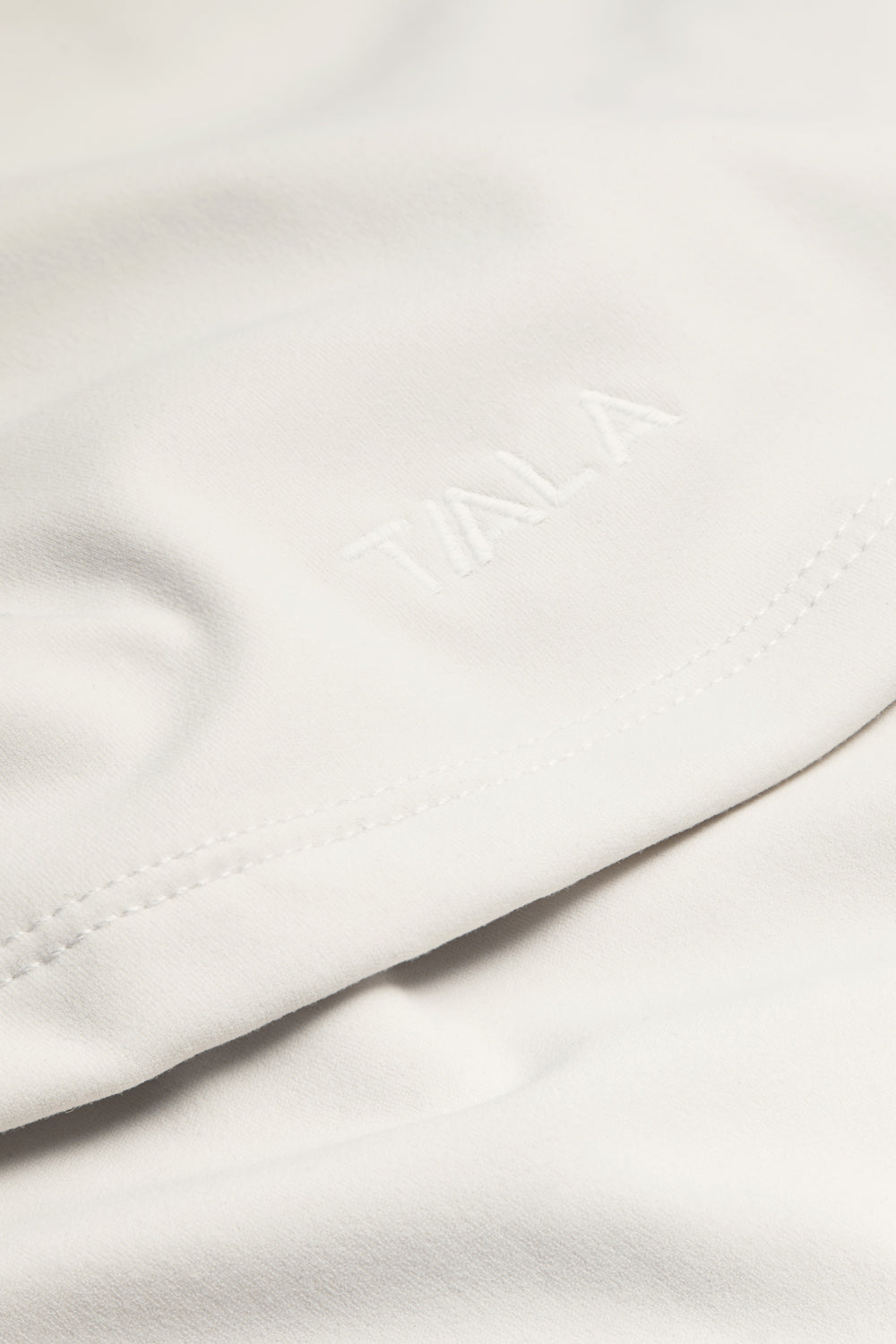 DayFlex Scoop Back Vest - Ivory