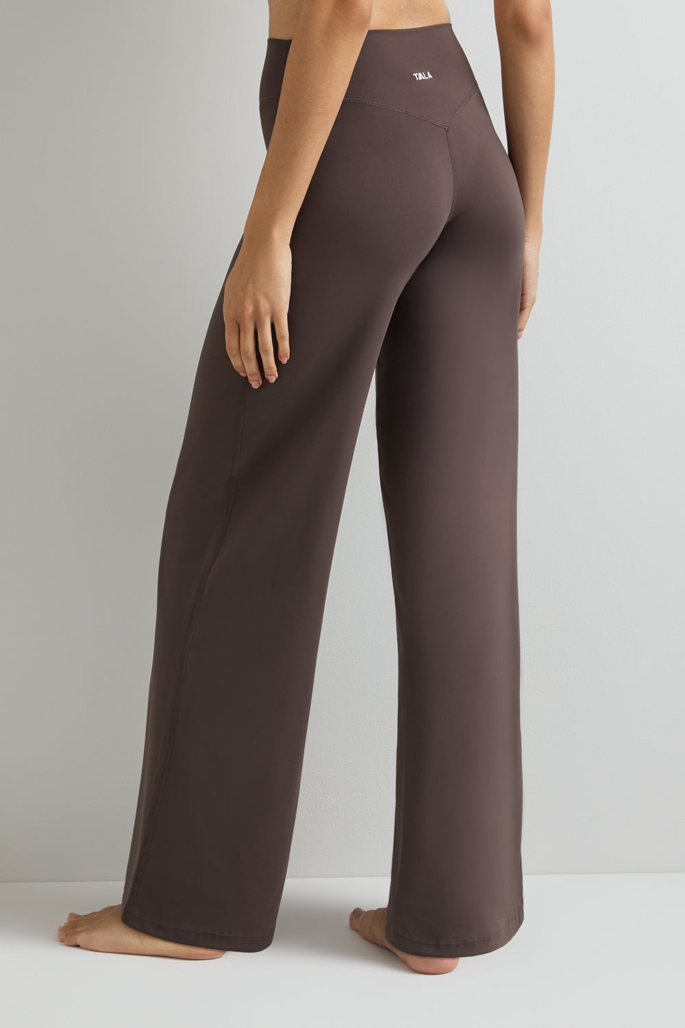 DayFlex Straight Leg Yoga Pant - Mocha Brown