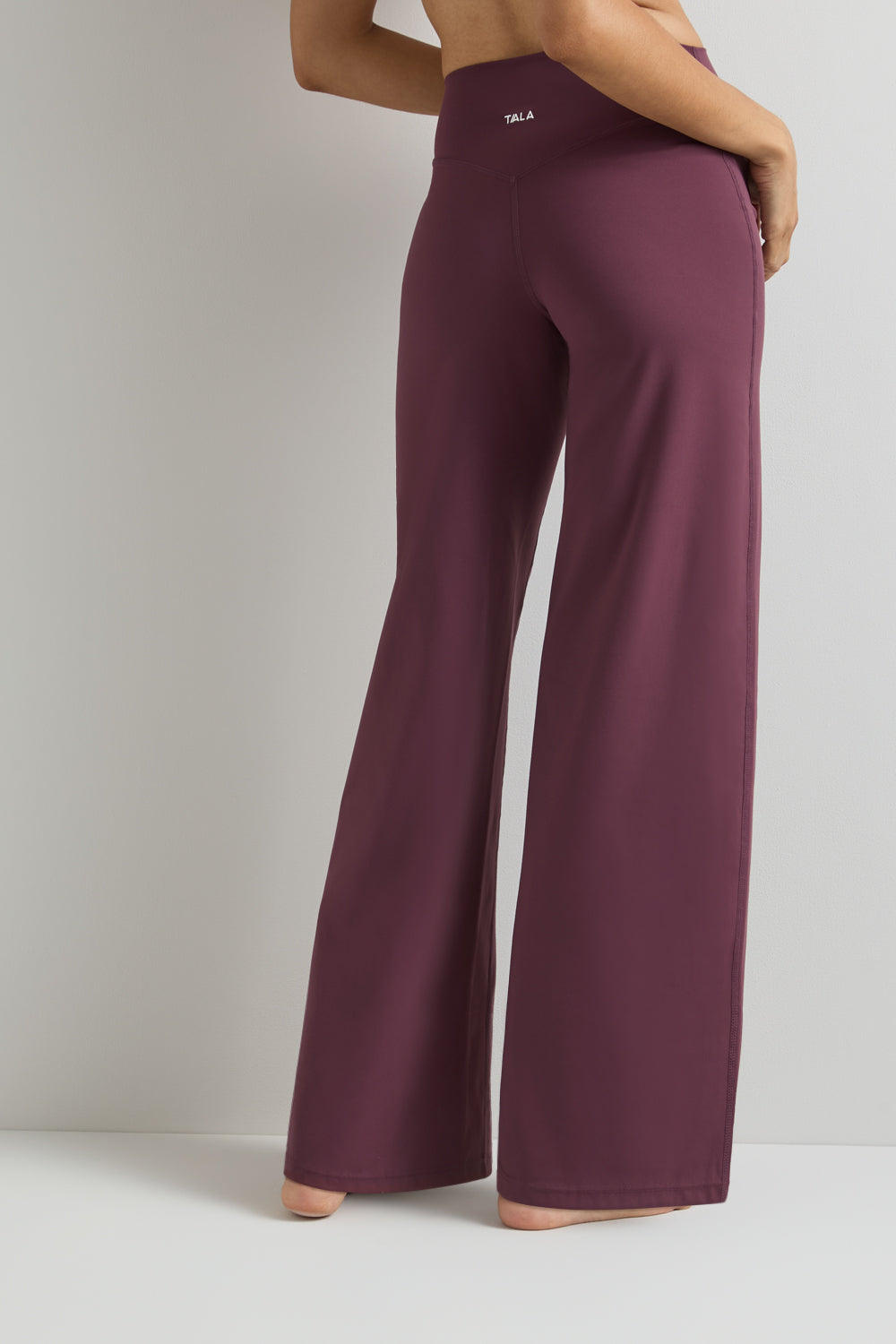 DayFlex Straight Leg Yoga Pant - Light Fig