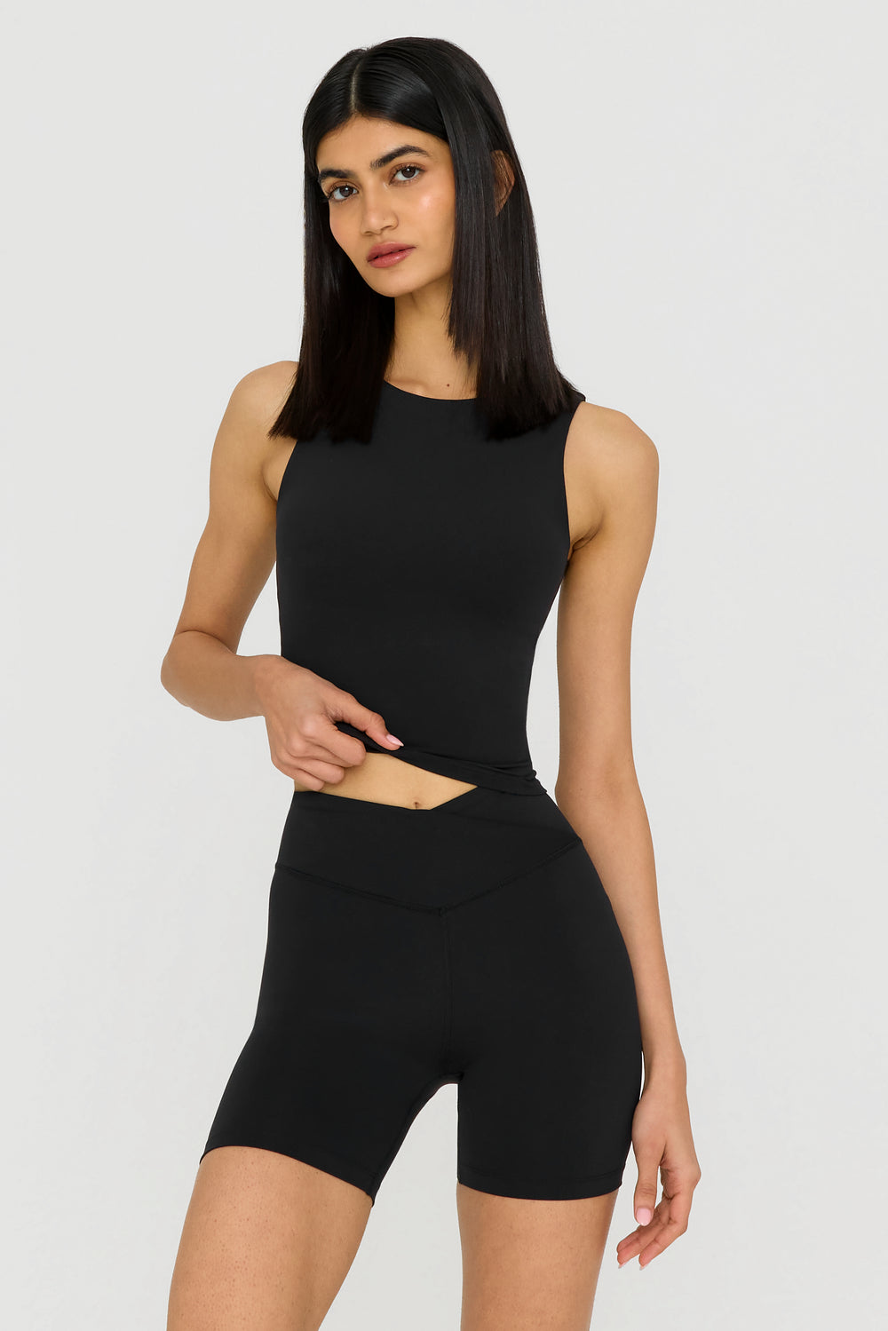 DAYFLEX BUILT-IN SUPPORT TANK TOP - SHADOW BLACK