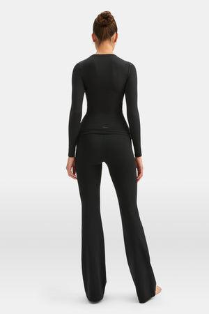 DayFlex Essential Long Sleeve Full Length Top - Shadow Black