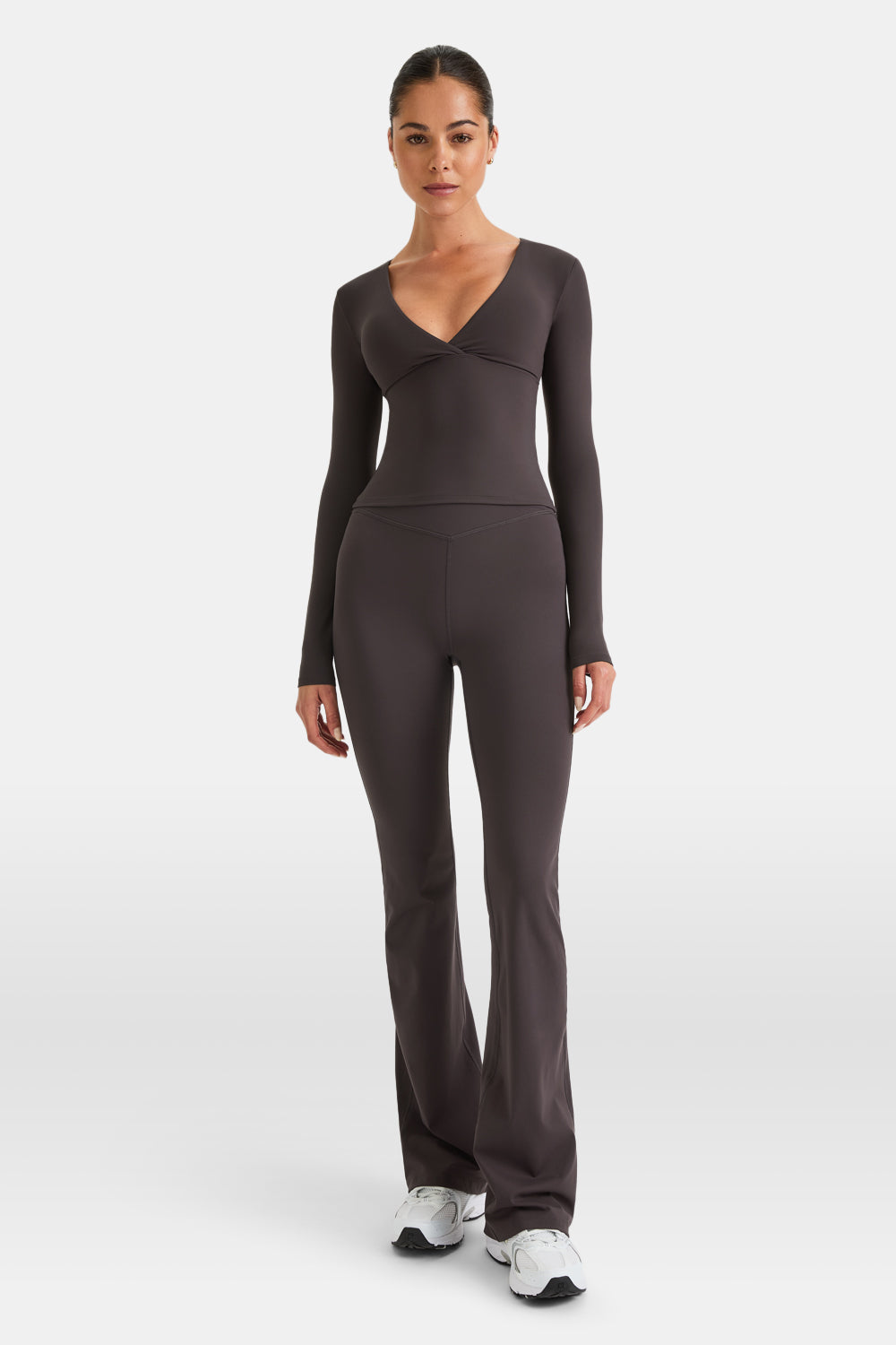 DAYFLEX BUILT-IN SUPPORT V NECK LONG SLEEVE TOP - COOL ESPRESSO