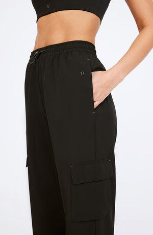 WOVEN TRACK PANT - BLACK
