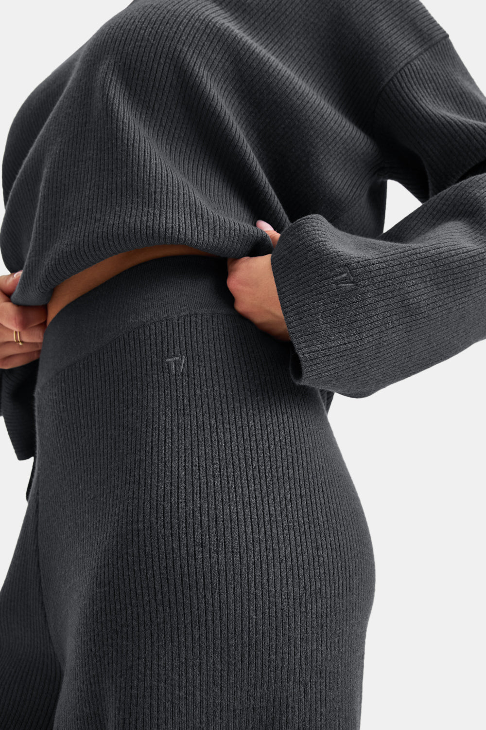 WIDE LEG CONTRAST RIBBED KNIT TROUSERS - CHARCOAL