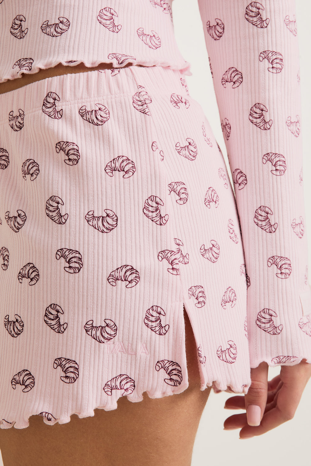 Pyjama Shorts - Pink Croissant