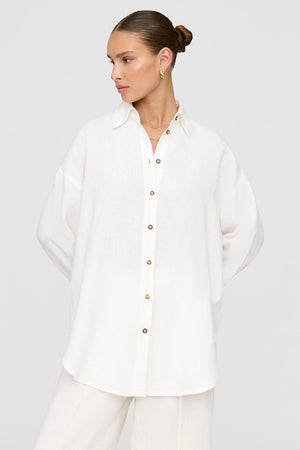 THE ESSENTIAL LINEN SHIRT - COCONUT MILK