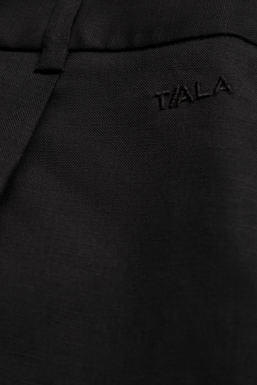 HEAVYWEIGHT LINEN TAILORED SHORTS - BLACK ONYX