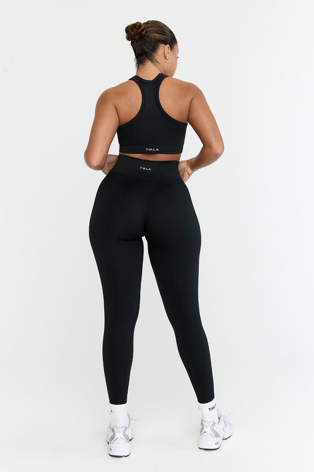 SCULPT SEAMLESS RIBBED HIGH WAISTED LEGGING - BLACK MARL – TALA